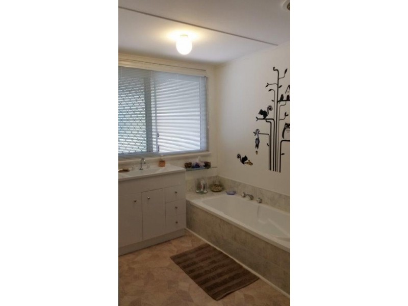 13 Yougenup Road, Gnowangerup WA 6335