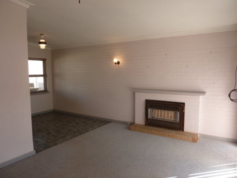 39 Powell Crescent, Quairading WA 6383