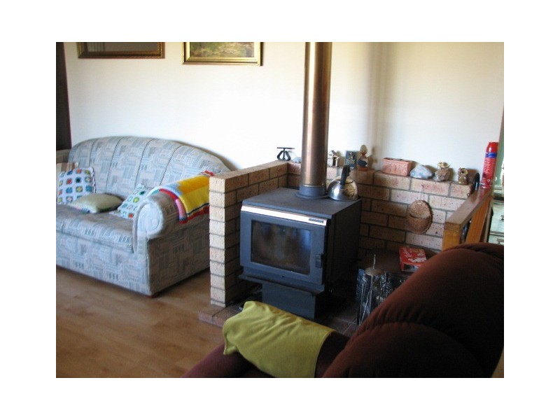 12 Richardson Street, Beverley WA 6304