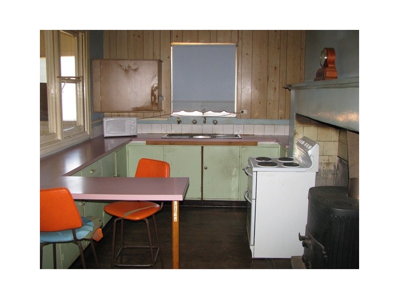 21 Kiaka Road and 22-23 Pryre Road, Coomberdale WA 6512