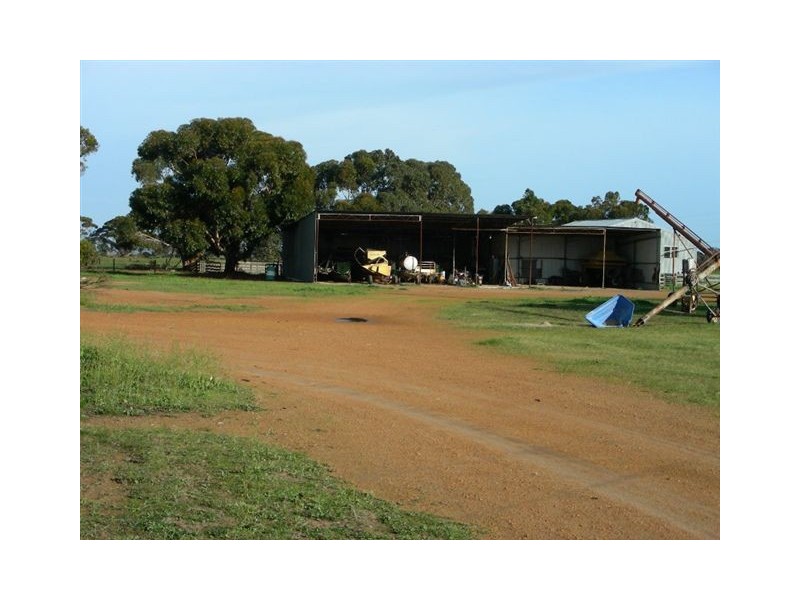 ‘Darjeeling’ 1126 Gleeson Road, Ongerup WA 6336