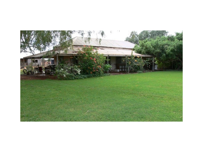 ‘Eudamullah Station’, Carnarvon WA 6701