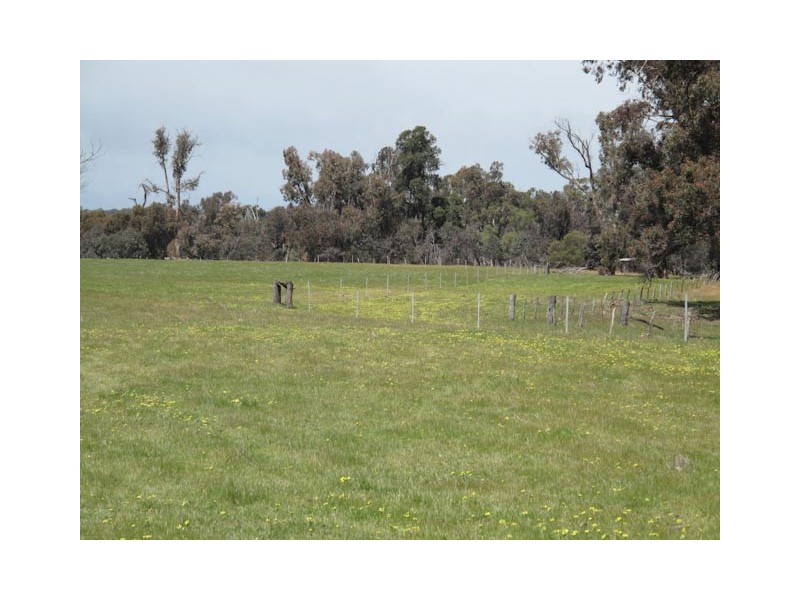 ‘Lauriedale’ Roundpool Road, Kojonup WA 6395