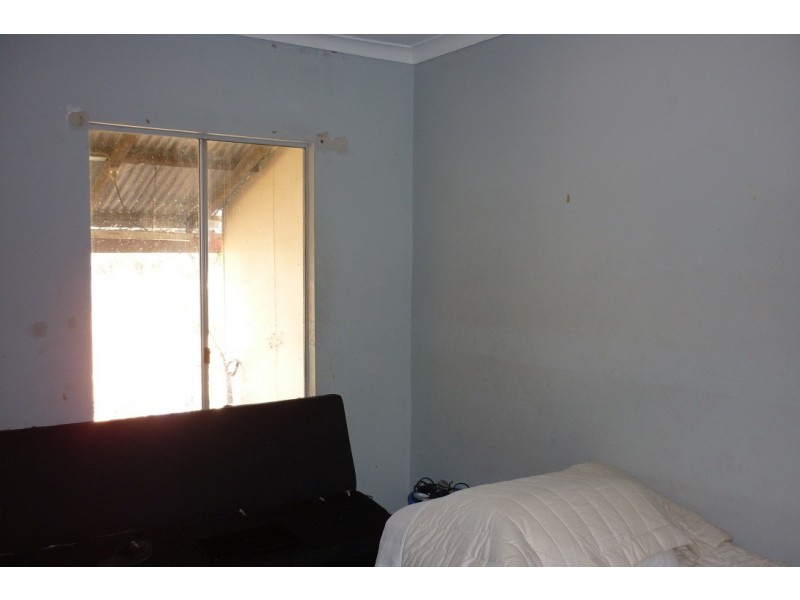 36 Kitchener Street, Merredin WA 6415