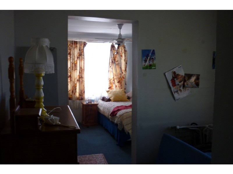 36 Kitchener Street, Merredin WA 6415