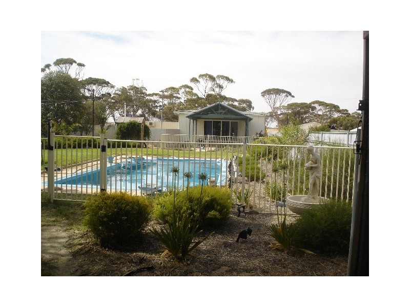 Lot 125 Hughes Road, Merredin WA 6415