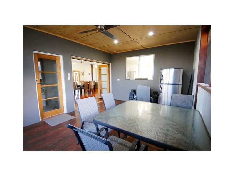 2 Cull Close, Castletown WA 6450