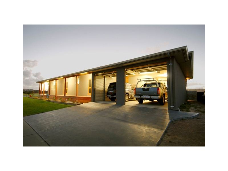 2 Cull Close, Castletown WA 6450