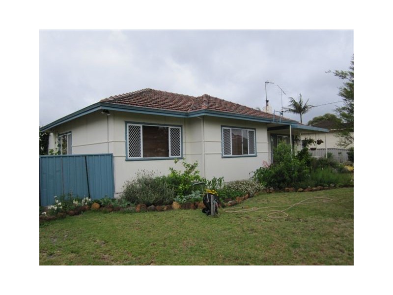 6 Rae Street, Manjimup WA 6258