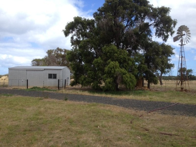 841 Ludlow Road North, Stirling Estate WA 6271