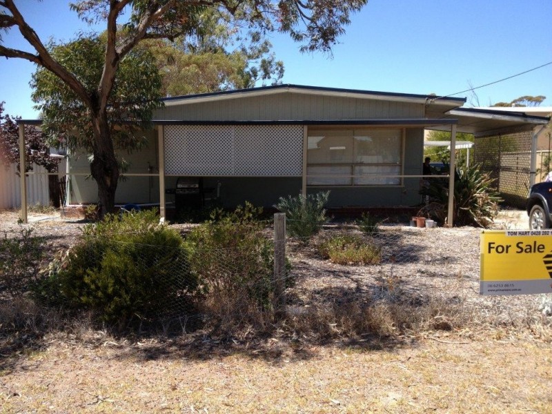 14 Lamont Street, Ongerup WA 6336