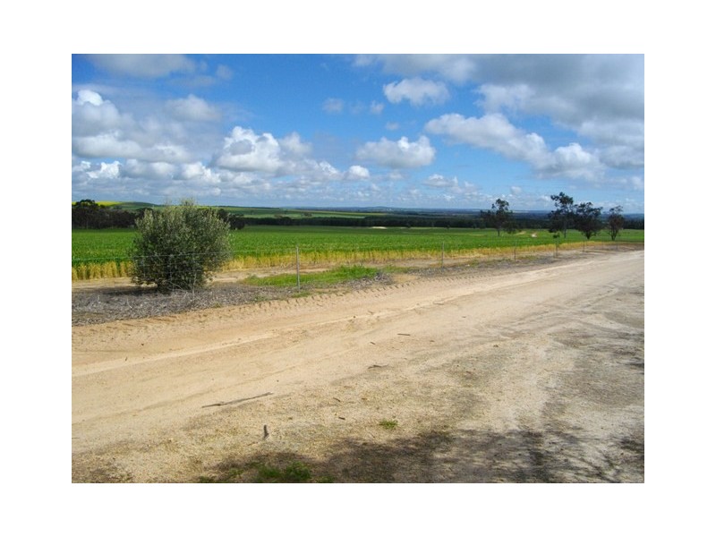 ‘Broadview Farm’ Smarts Road, Brookton WA 6306