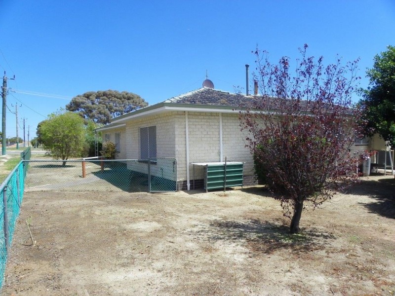 52 Whitehead Road, Gnowangerup WA 6335