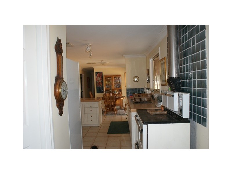 ‘Jolaw Park’ 1667 York-Willams Road, Dale WA 6304