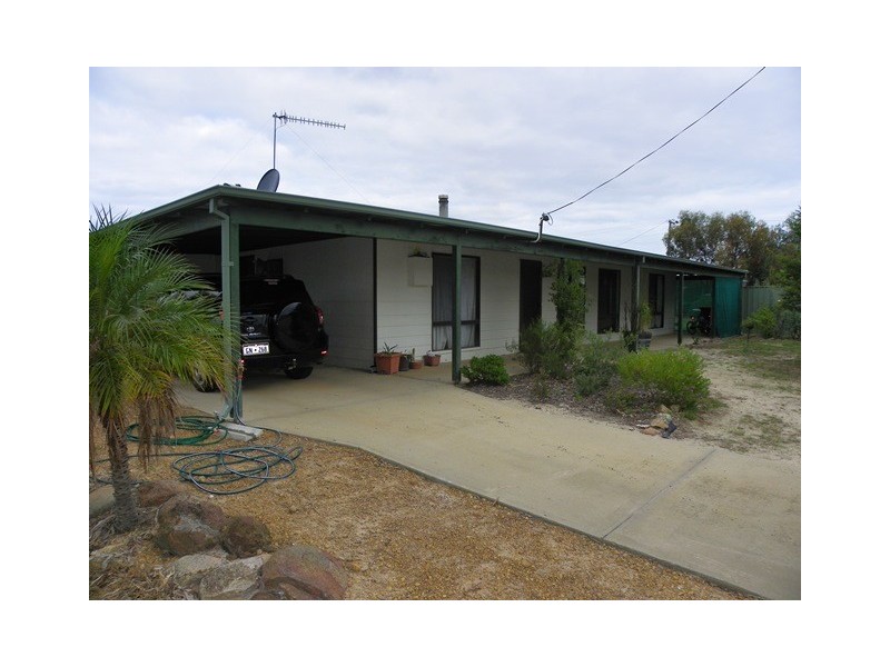 66 McDonald Street, Gnowangerup WA 6335