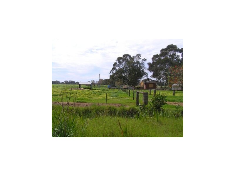 140 Huxley Road, Yarloop WA 6218