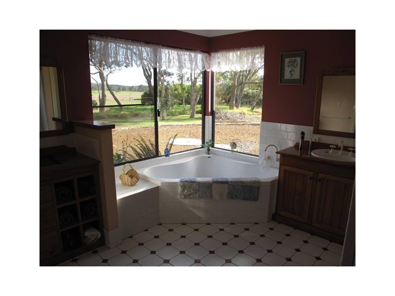 166 Thomas Stanley Road, Kronkup WA 6330