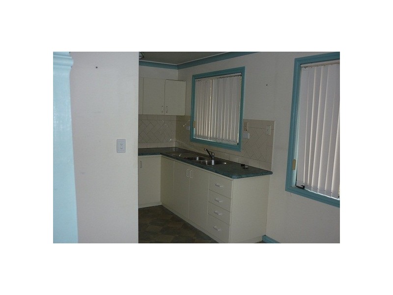 80 Kitchener Road, Merredin WA 6415