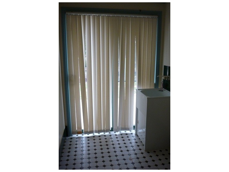 80 Kitchener Road, Merredin WA 6415