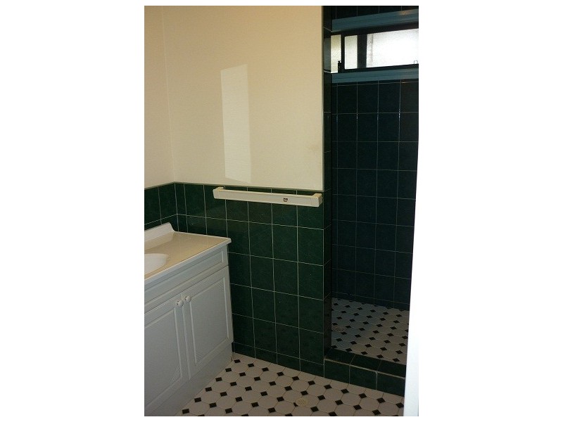 80 Kitchener Road, Merredin WA 6415