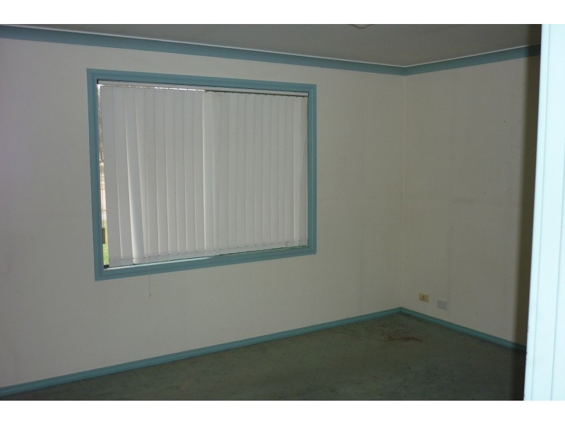 80 Kitchener Road, Merredin WA 6415