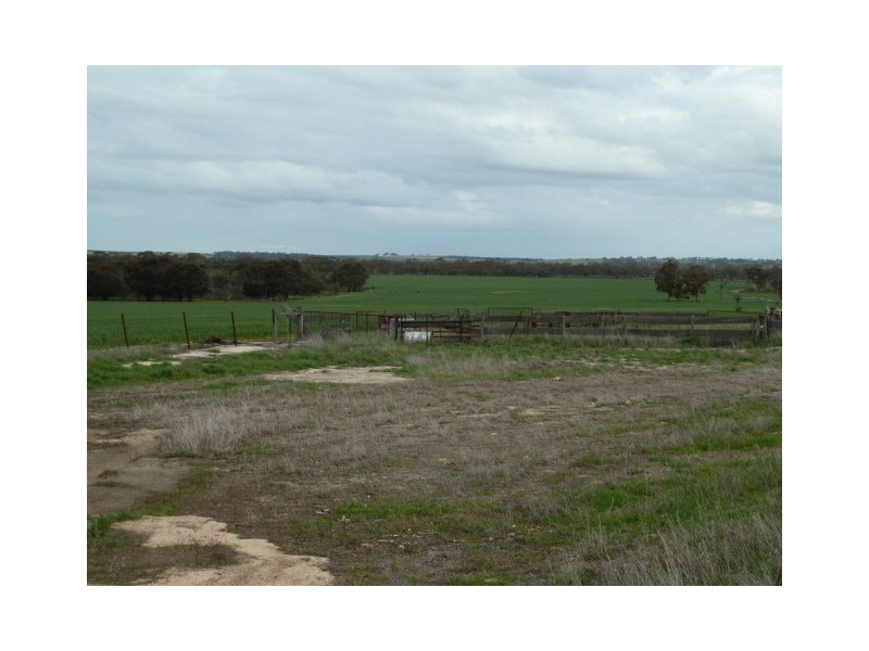 Lot 6921 and 7517 Yenyenning Lakes Road, Beverley WA 6304