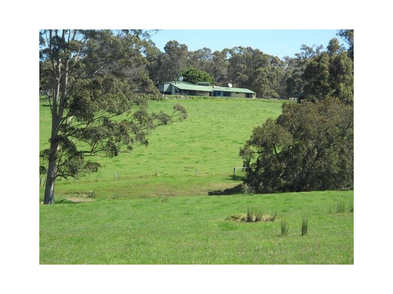 ‘Mt Romance Farm’ 1034 Tindale Road, Kentdale, Denmark WA 6333