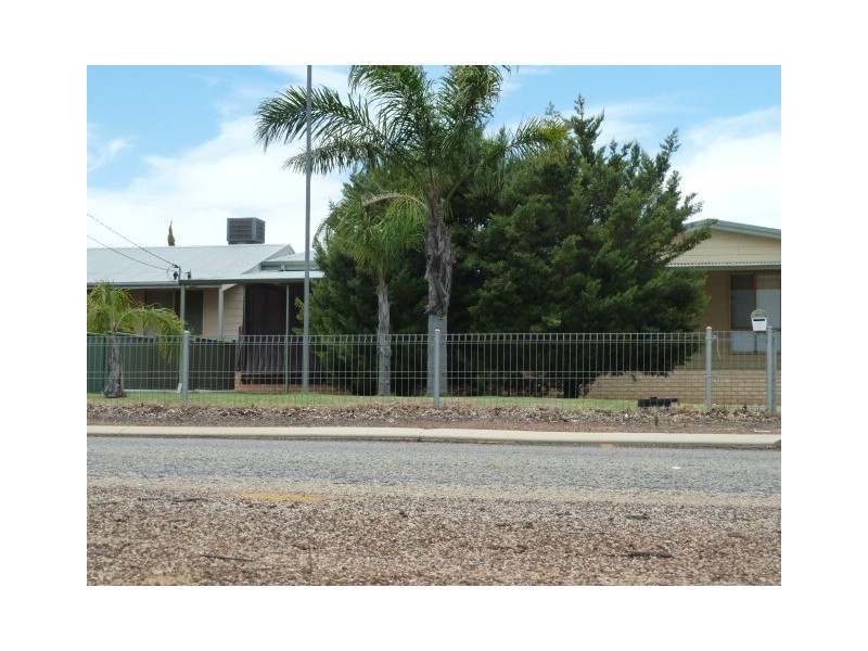 9 Ashton Street, Quairading WA 6383