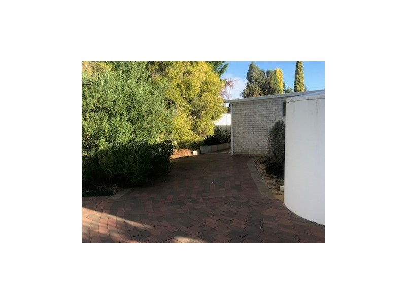 11 and 13 Powell Crescent, Quairading WA 6383