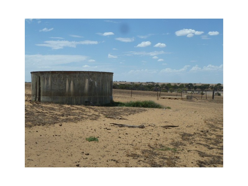 ‘Warradale’ Quairading South Road, Quairading WA 6383