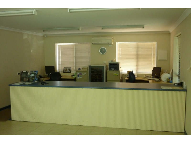 7 Queen Street, Merredin WA 6415