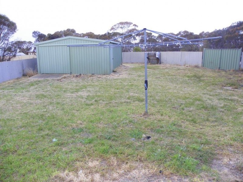 10 Glengarry Road, Gnowangerup WA 6335