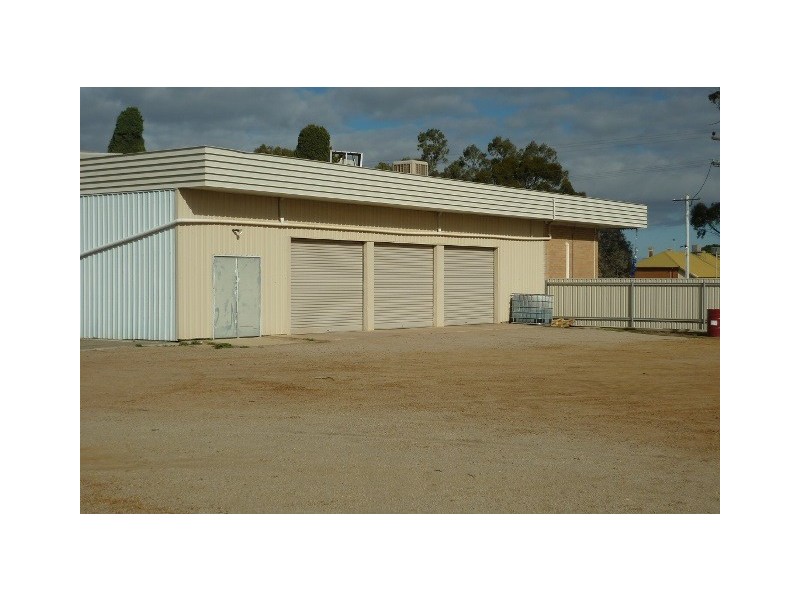41 – 45 Bates Street, Merredin WA 6415