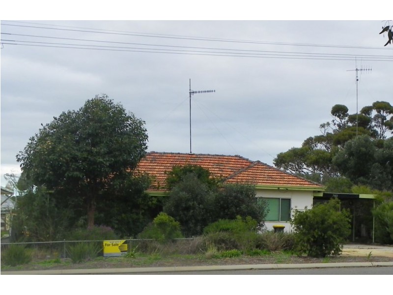 24 Corbett Street, Gnowangerup WA 6335