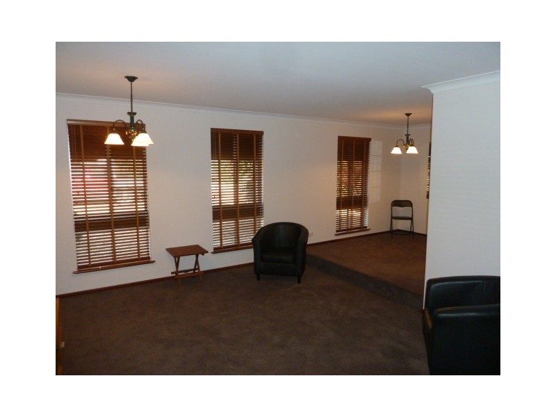 22 Dall Street, Quairading WA 6383