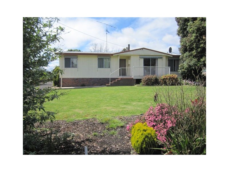 6 Cronin Street, Manjimup WA 6258