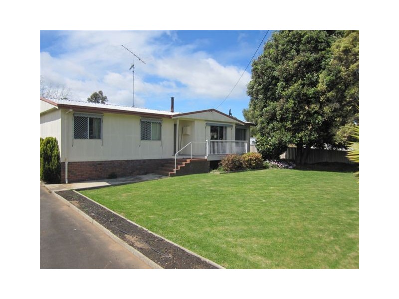 6 Cronin Street, Manjimup WA 6258