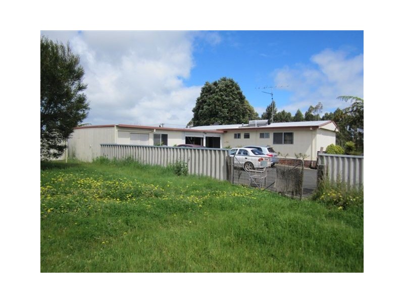 6 Cronin Street, Manjimup WA 6258