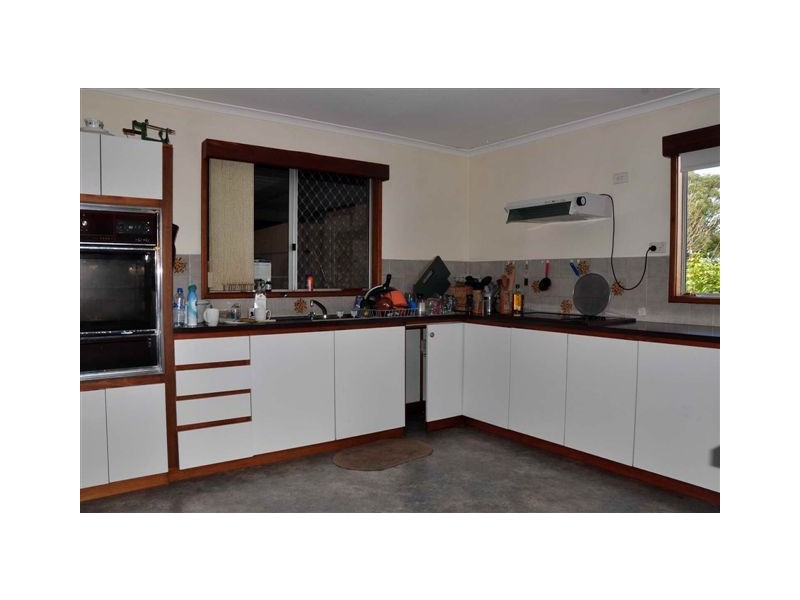 6 Cronin Street, Manjimup WA 6258