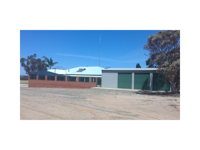 . ”Berggruen Farms”, Mount Madden WA 6356