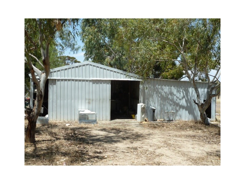 18 Manning Road, Quairading WA 6383