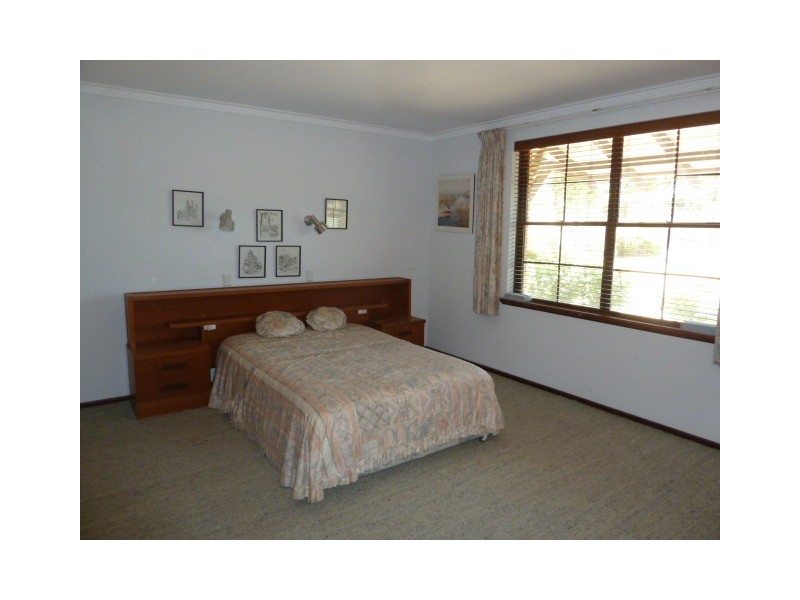 47 MacDonald Street, Quairading WA 6383