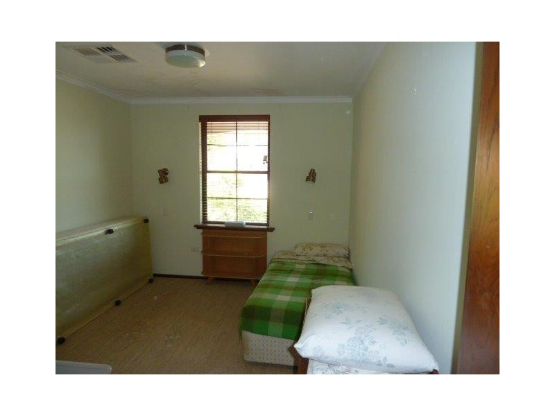 47 MacDonald Street, Quairading WA 6383