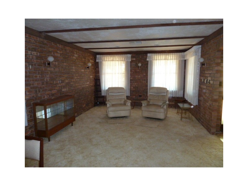 47 MacDonald Street, Quairading WA 6383