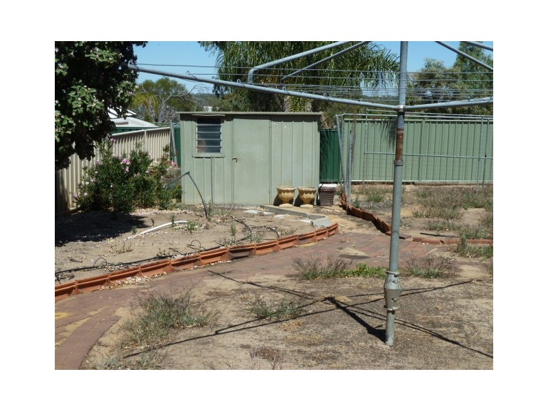 47 MacDonald Street, Quairading WA 6383