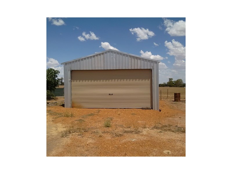 5 Stacy Street, Dowerin WA 6461