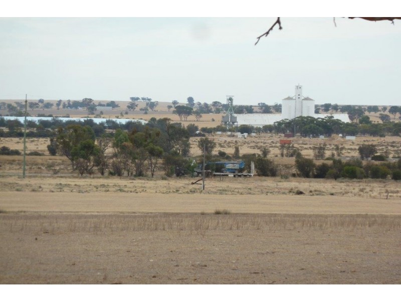 Lot 240 Great Eastern Highway, Meckering WA 6405