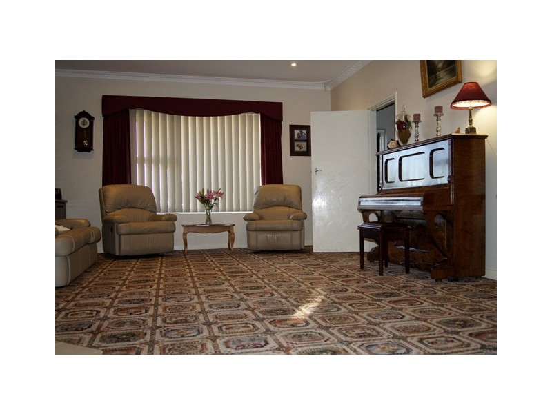 49 McDonald Street, Gnowangerup WA 6335