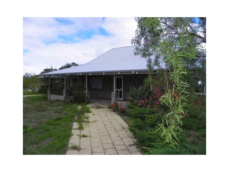 ‘Sarlog Farm’ Foster Road, Ongerup WA 6336