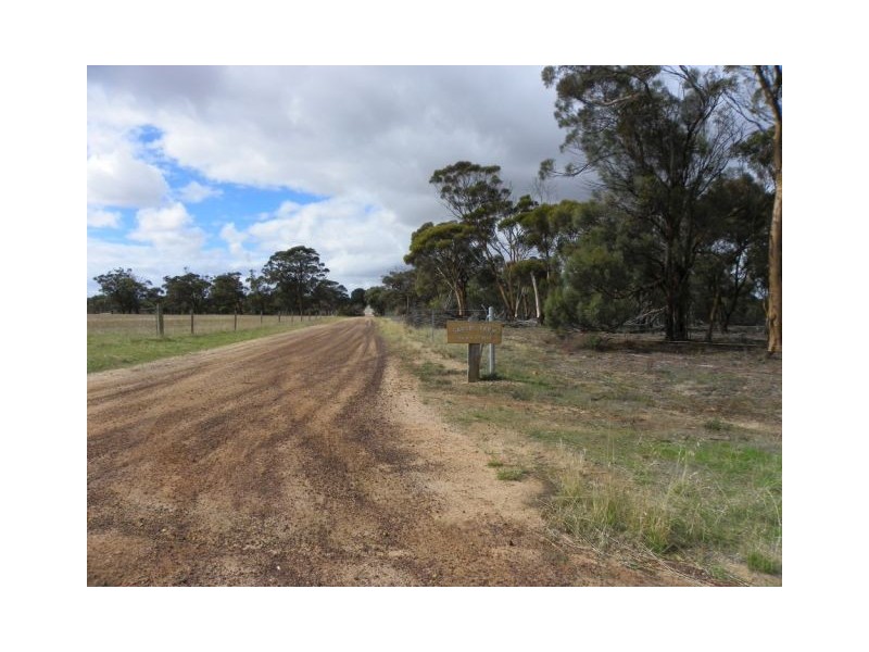 ‘Sarlog Farm’ Foster Road, Ongerup WA 6336